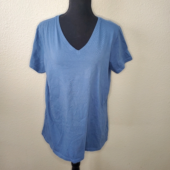 NWT Life Is Good Women's Blue V-Neck T-Shirt Top Size: Large  Short Sleeve - Picture 1 of 7